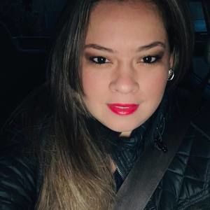 Meet your Posher, Claudia